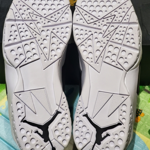 Shoes - Picture 12 of 13